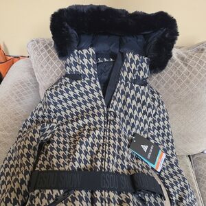 GSOU SNOW Women's Houndstooth Ski Jacket in Navy/Beige